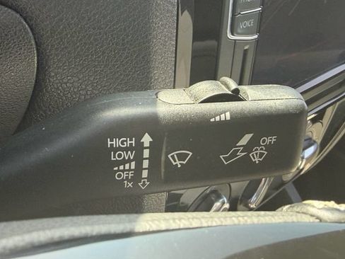 Used 2016 Volkswagen Jetta Sport FWD image 25