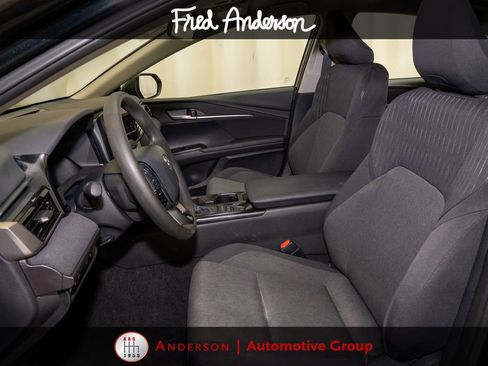 Used 2025 Toyota Camry LE FWD image 9