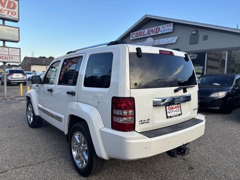 Used 2008 Jeep Liberty Limited w/ Premium Group II image 5