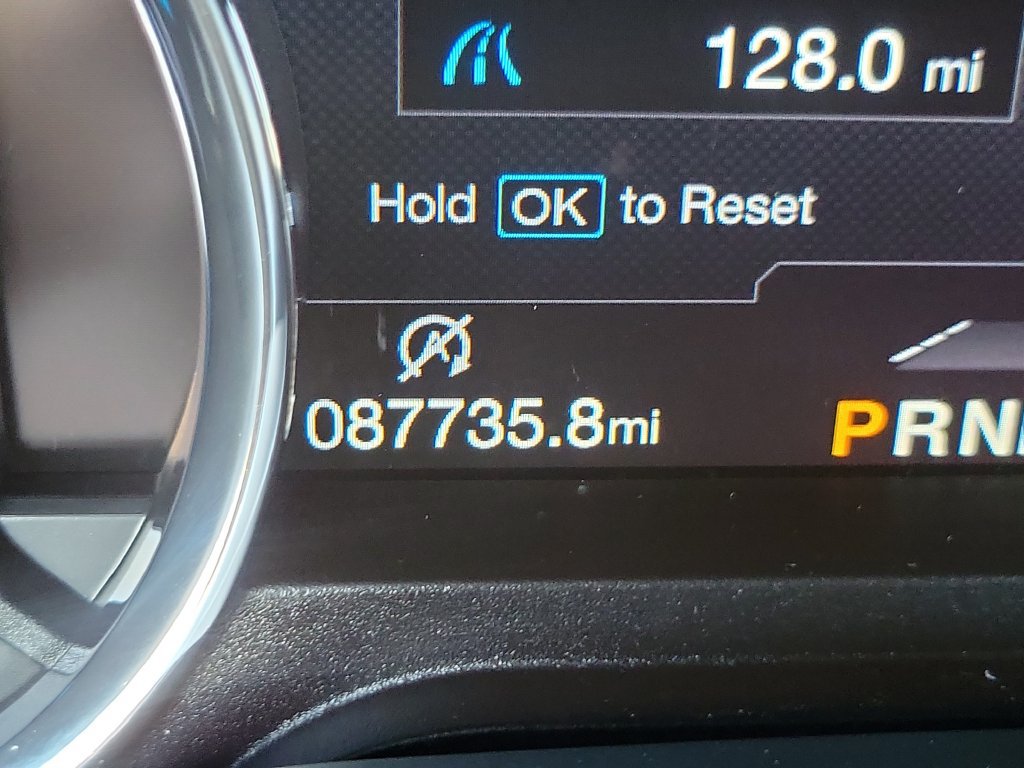 Used 2019 Ford Expedition Limited w/ Equipment Group 302A AWD/4WD image 8