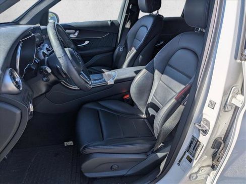 Used 2021 Mercedes-Benz GLC 300 4MATIC image 15