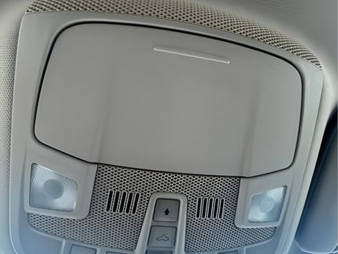 Used 2017 Ford Fusion Titanium FWD image 29