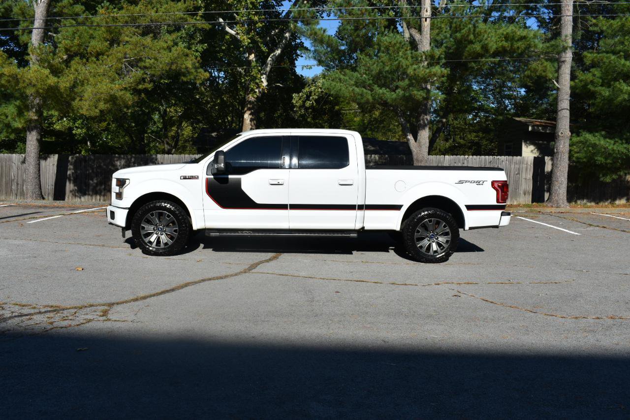 Used 2017 Ford F150 Lariat w/ Equipment Group 502A Luxury AWD/4WD image 3
