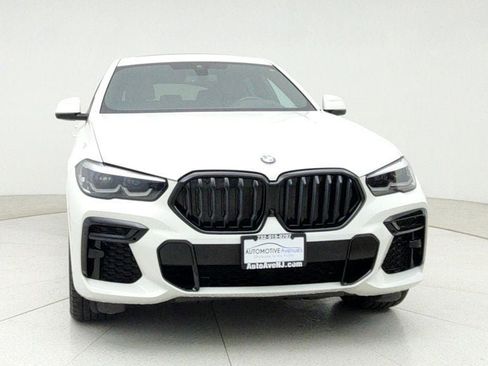 Used 2023 BMW X6 xDrive40i w/ M Sport Package image 2