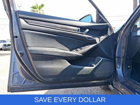 Used 2018 Honda Accord EX-L image 6