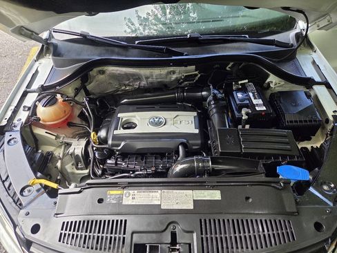 Used 2015 Volkswagen Tiguan S FWD image 16