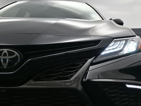 Used 2024 Toyota Camry XSE image 16