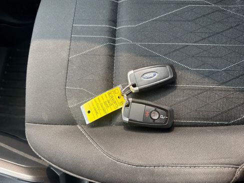 Used 2019 Ford EcoSport SE AWD/4WD image 23