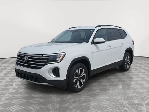 Certified 2024 Volkswagen Atlas SE AWD/4WD image 4