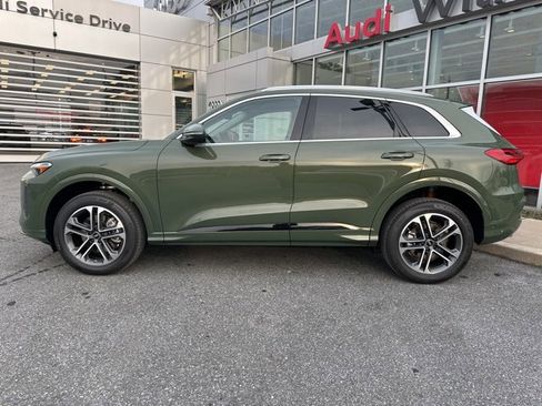 New 2025 Audi Q5 Premium image 2