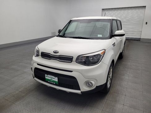 Used 2017 Kia Soul + image 15