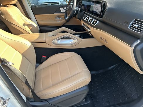 Certified 2024 Mercedes-Benz GLS 450 4MATIC image 52