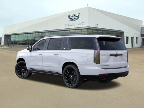 New 2026 Cadillac Escalade ESV Platinum Sport w/ LPO, ONYX Package image 3