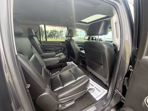 Used 2016 Chevrolet Suburban LT w/ Luxury Package AWD/4WD image 14