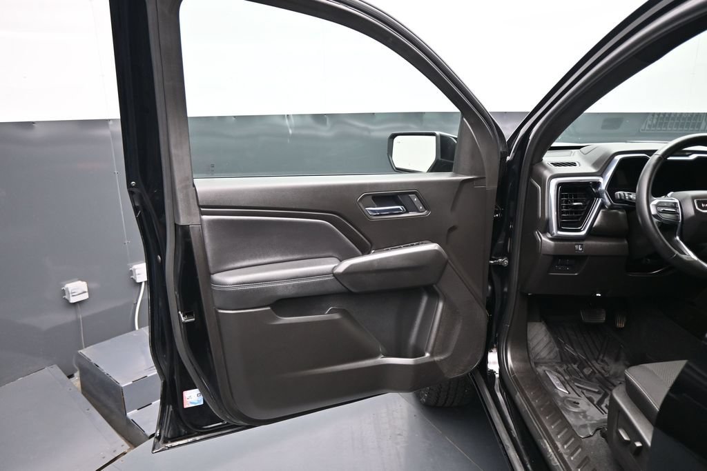 Used 2025 GMC Canyon Elevation w/ Convenience Package RWD image 10
