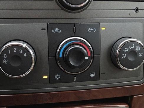 Used 2009 Saturn Aura XE w/ Preferred Package image 4