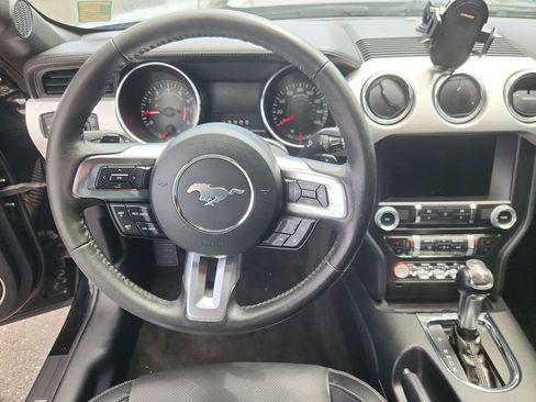 Used 2015 Ford Mustang Premium RWD image 11