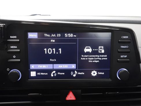 Used 2025 Hyundai Elantra Sport FWD image 9