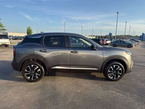 New 2026 Nissan Kicks SV w/ SV Premium Package AWD/4WD image 4