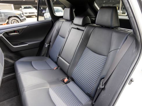 Used 2019 Toyota RAV4 XSE AWD/4WD image 47