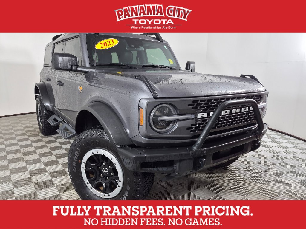 Used 2023 Ford Bronco Badlands w/ Sasquatch Package AWD/4WD image 1