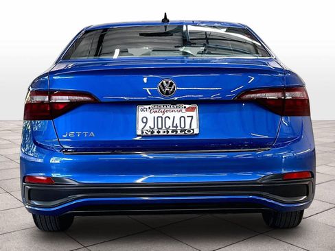 Used 2024 Volkswagen Jetta Sport FWD image 8