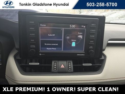 Used 2022 Toyota RAV4 XLE Premium image 16