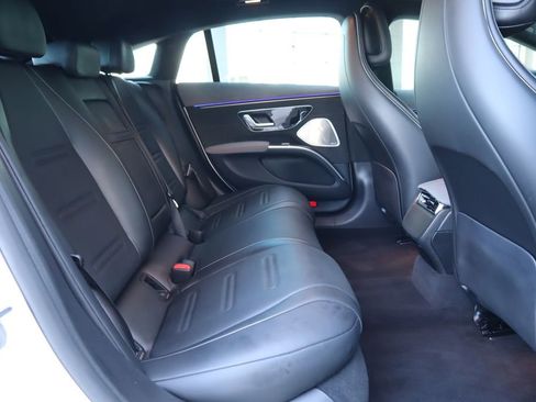 Certified 2022 Mercedes-Benz EQS AMG Base image 21