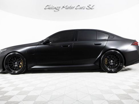 Used 2025 BMW M5 w/ Carbon Package AWD/4WD image 3