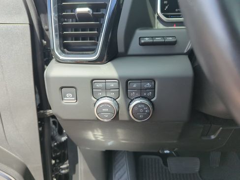 Used 2025 GMC Sierra 3500 Denali Ultimate AWD/4WD image 20