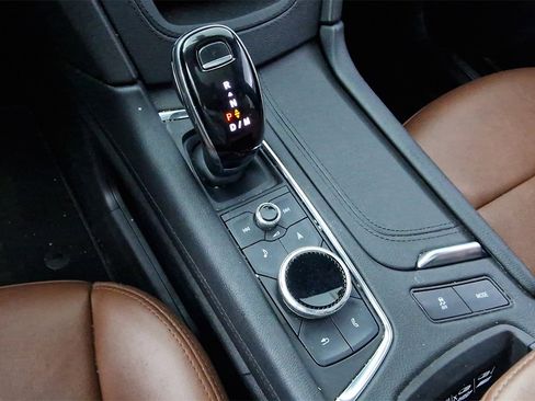 Used 2022 Cadillac XT5 Premium Luxury image 23