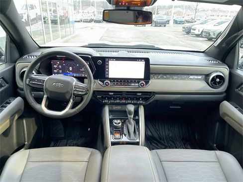 Certified 2025 Chevrolet Colorado ZR2 w/ Technology Package image 21