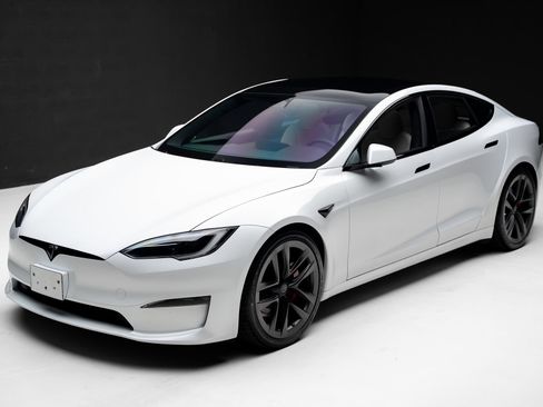 Used 2023 Tesla Model S Plaid AWD/4WD image 5