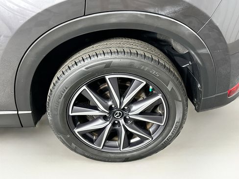 Used 2018 MAZDA CX-5 Touring image 11