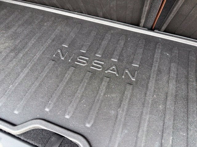 Used 2025 Nissan Pathfinder Platinum AWD/4WD image 33