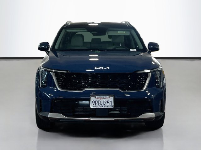 Certified 2024 Kia Sorento S w/ Panoramic Sunroof Package FWD image 2