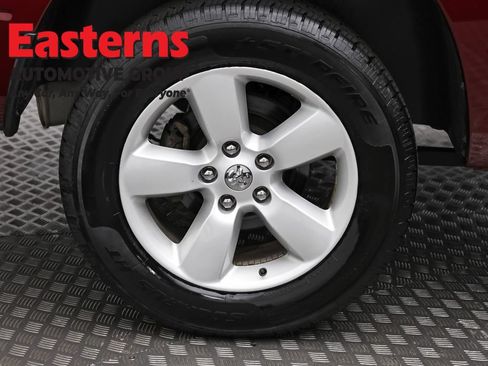 Used 2024 RAM 1500 Classic SLT AWD/4WD image 28