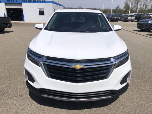 Used 2024 Chevrolet Equinox LT w/ Driver Convenience Package image 15