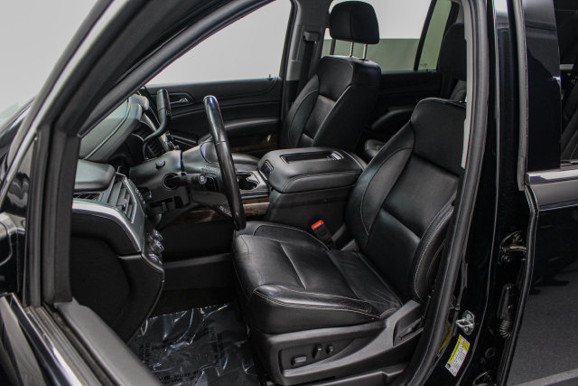 Used 2018 Chevrolet Suburban LT w/ Off-Road Package AWD/4WD image 12