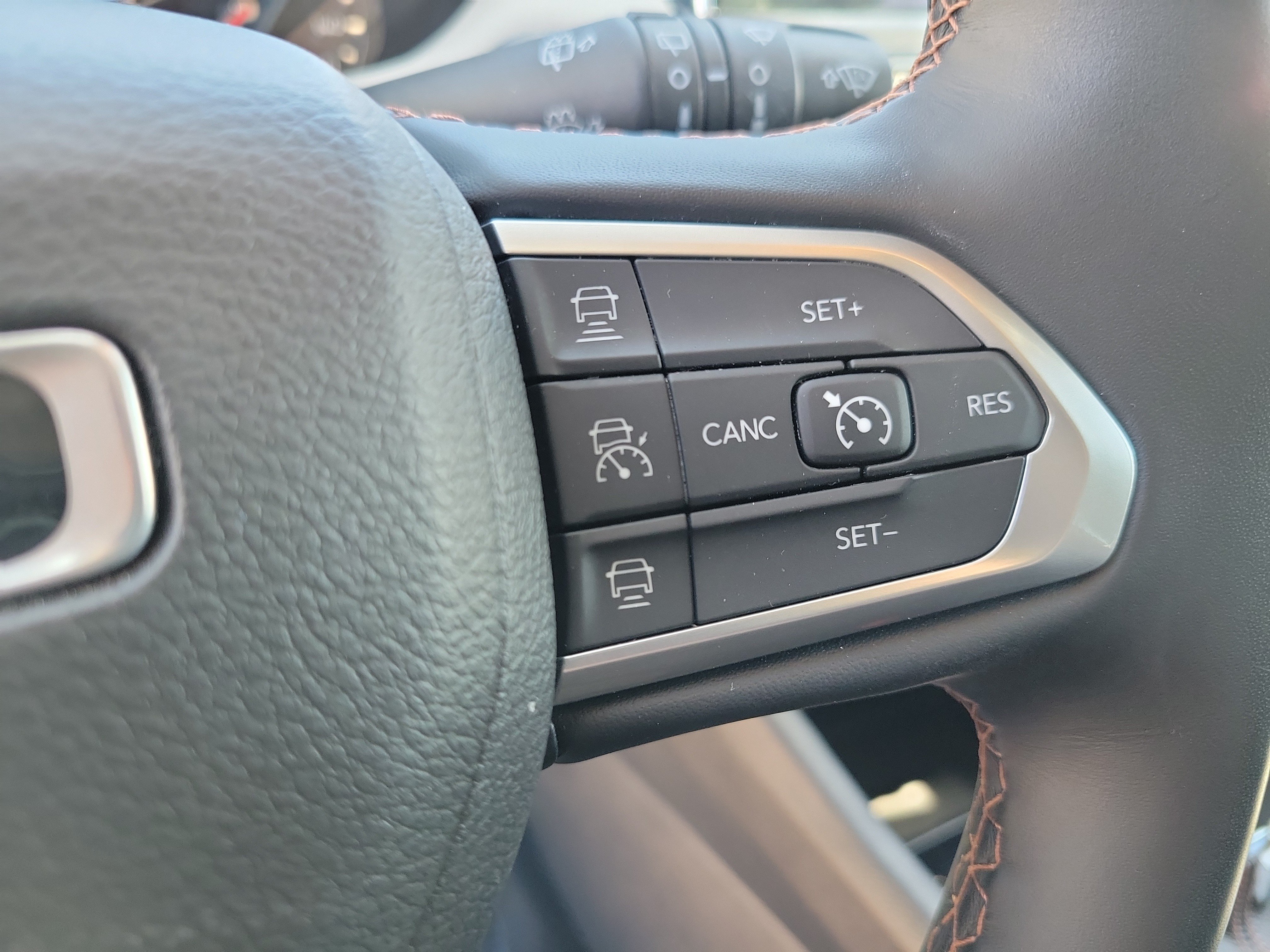 Used 2022 Jeep Compass Limited AWD/4WD image 27