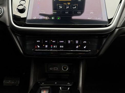 Used 2023 Chevrolet Bolt EUV LT w/ Comfort Package image 27