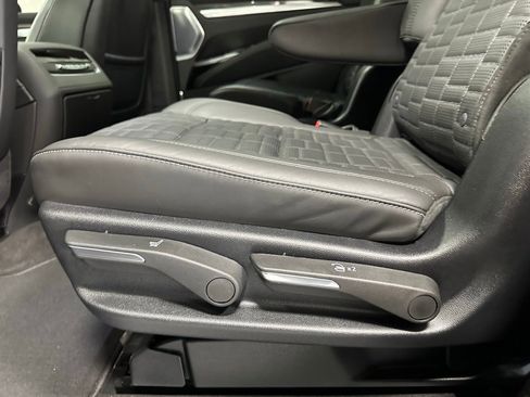 Used 2025 Cadillac Escalade V image 47