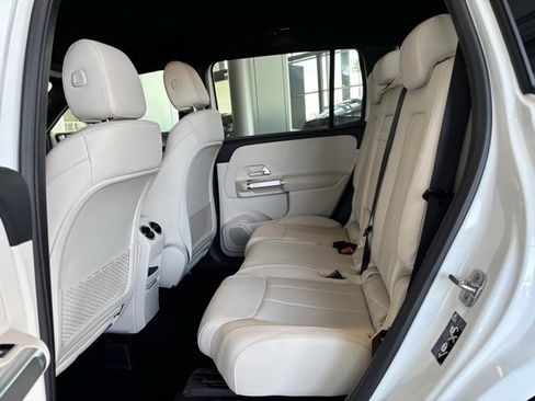 Certified 2025 Mercedes-Benz GLB 250 image 26