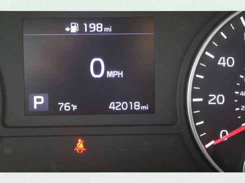 Used 2019 Kia Optima S image 9
