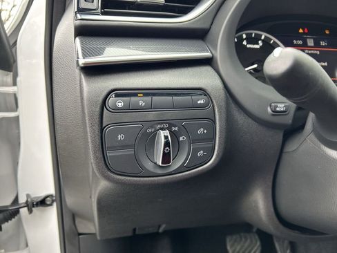 Certified 2023 INFINITI QX50 Sport image 17