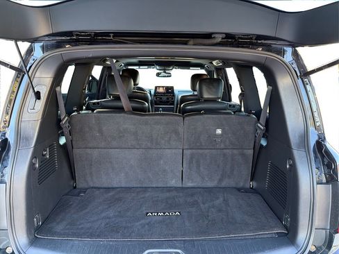 Used 2023 Nissan Armada SL w/ Midnight Edition Package image 14