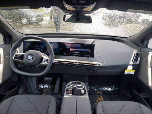 New 2026 BMW iX xDrive45 AWD/4WD image 17
