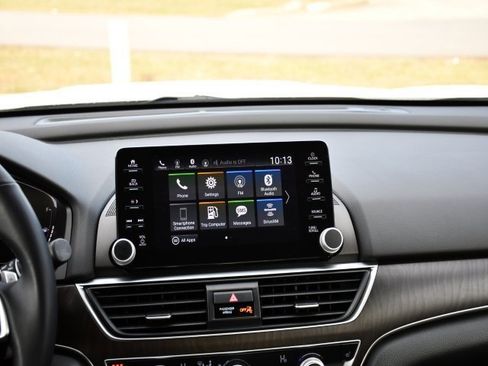 Used 2019 Honda Accord EX-L image 26