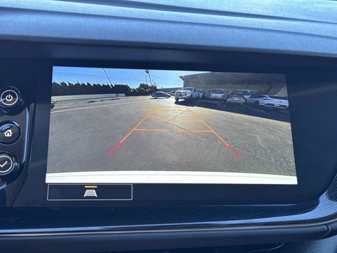 Used 2023 Buick Envision Essence w/ Sport Touring Package image 16