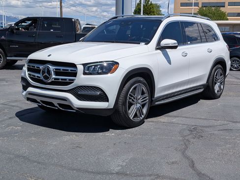 Used 2021 Mercedes-Benz GLS 450 4MATIC image 10